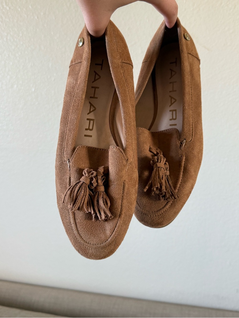 Tahari Women's Tan Suede Tassel Loafers